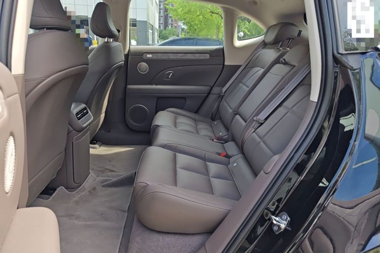 Used IM LS6 2026 Model Range-Extending 66 Max+ Left Rear Seat