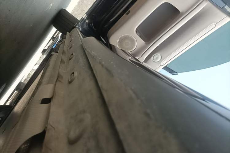 Used IM LS6 2026 Model Range-Extending 66 Max+ Left Side Sill