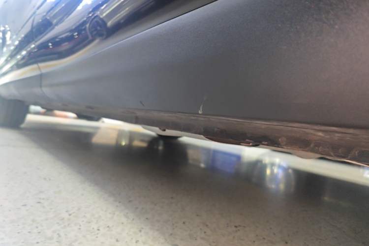 Used IM LS6 2026 Model Range-Extending 66 Max+ Left Side Sill