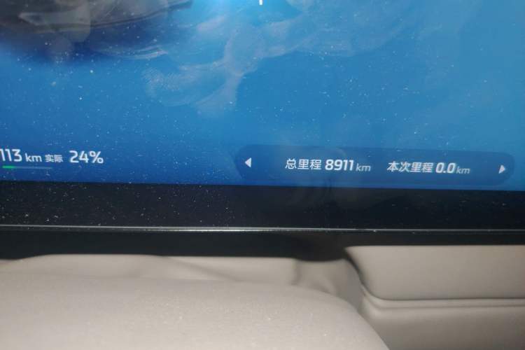 Used IM LS6 2026 Model Pure Electric Max Odometer Close Up