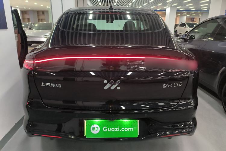 Used IM LS6 2026 Model Range-Extending 66 Max+ Rear