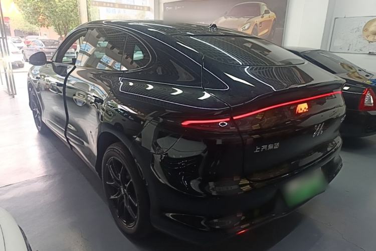 Used IM LS6 2026 Model Range-Extending 66 Max+ Rear Left 45 Deg