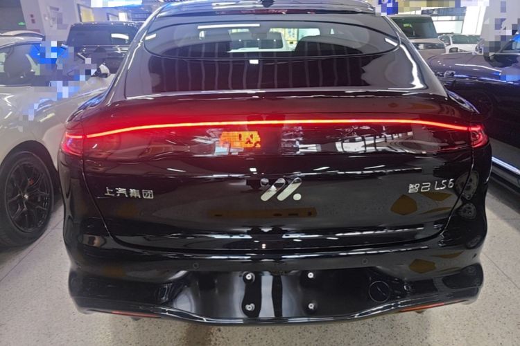 Used IM LS6 2026 Model Range-Extending 66 Max+ Rear
