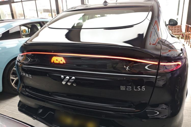 Used IM LS6 2026 Model Range-Extending 52 Max+ Rear
