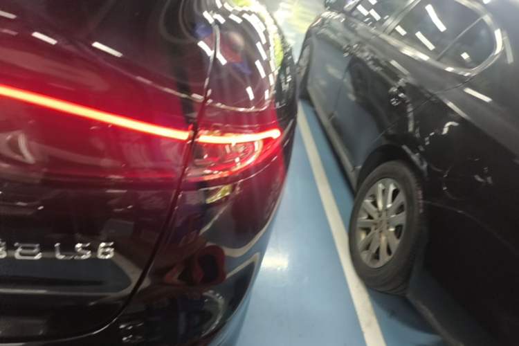 Used IM LS6 2026 Model Range-Extending 66 Max+ Right Rear Taillight