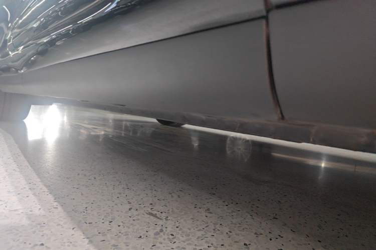 Used IM LS6 2026 Model Range-Extending 66 Max+ Right Side Sill