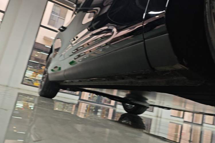 Used IM LS6 2026 Model Range-Extending 66 Max Right Side Sill