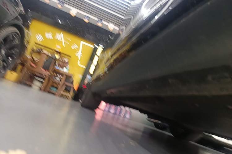 Used IM LS6 2026 Model Range-Extending 66 Max+ Right Side Sill