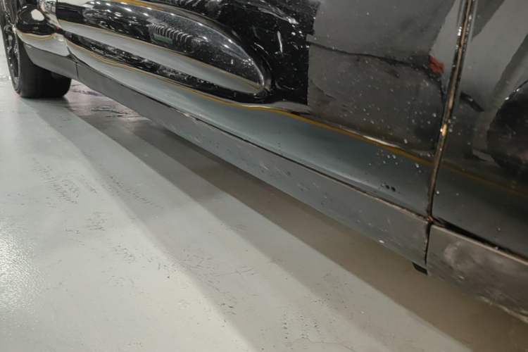 Used IM LS6 2026 Model Range-Extending 66 Max+ Right Side Sill