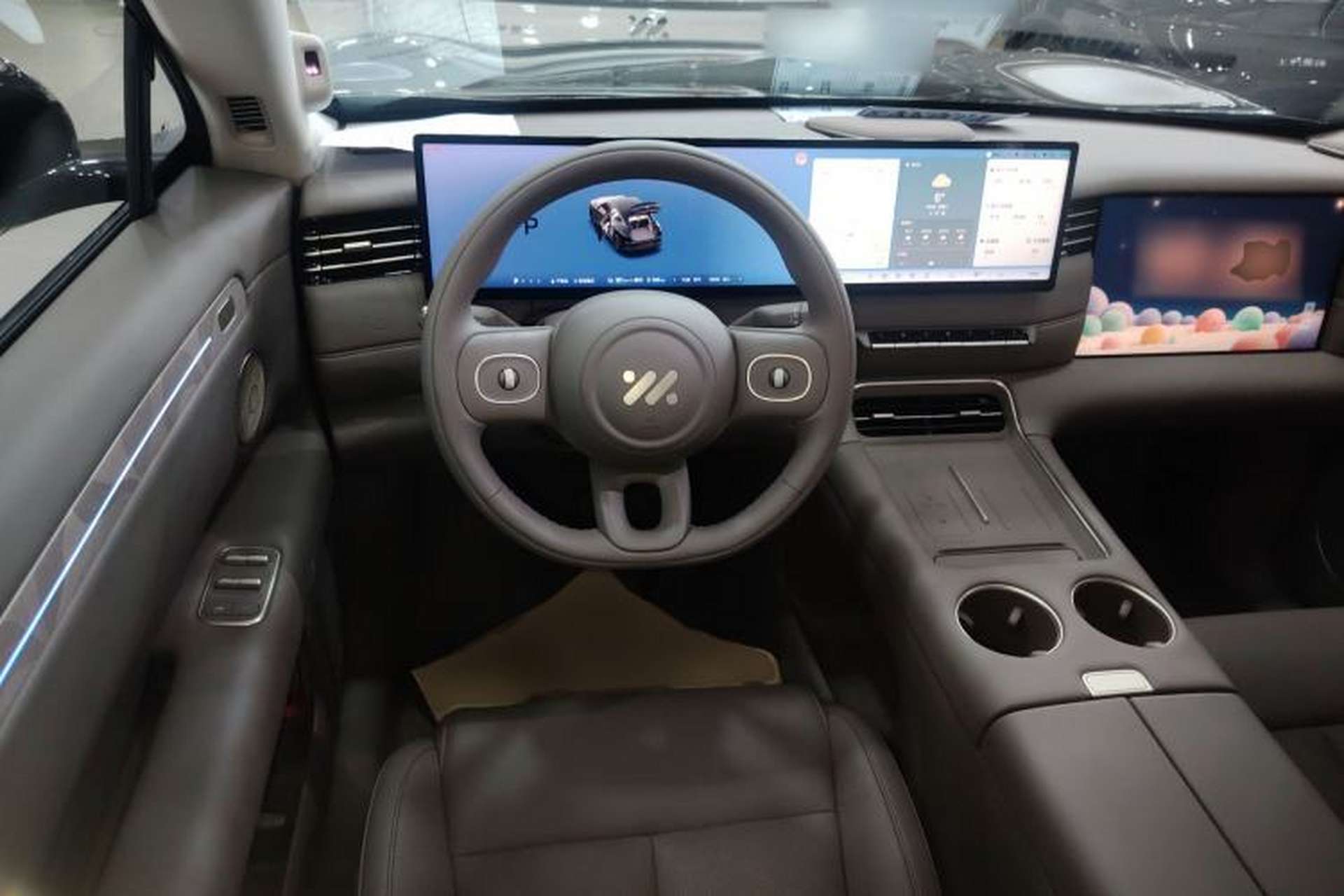 Used IM LS6 2026 Model Range-Extending 66 Max+ Steering Wheel