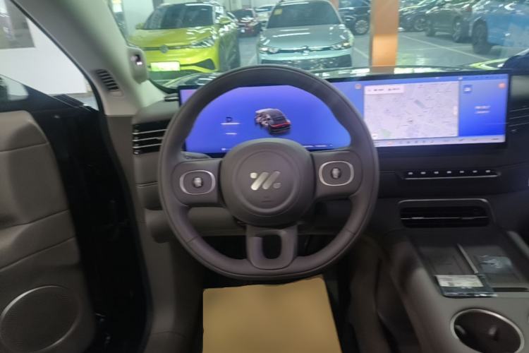 Used IM LS6 2026 Model Range-Extending 66 Max+ Steering Wheel
