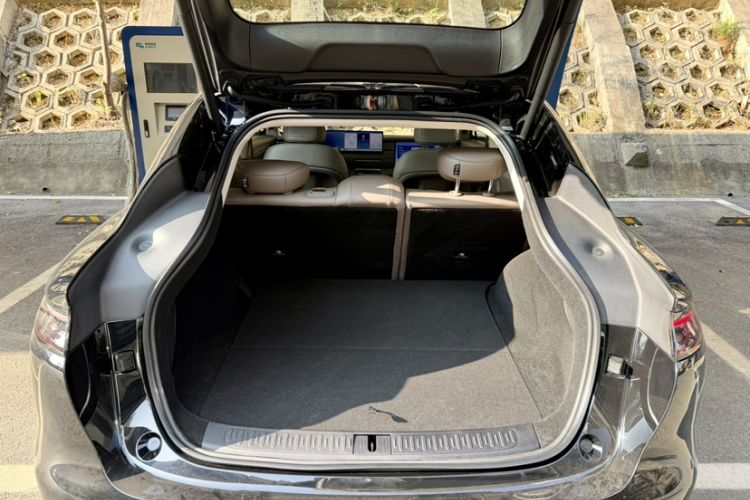 Used IM LS6 2026 Model Range-Extending 66 Max+ Trunk