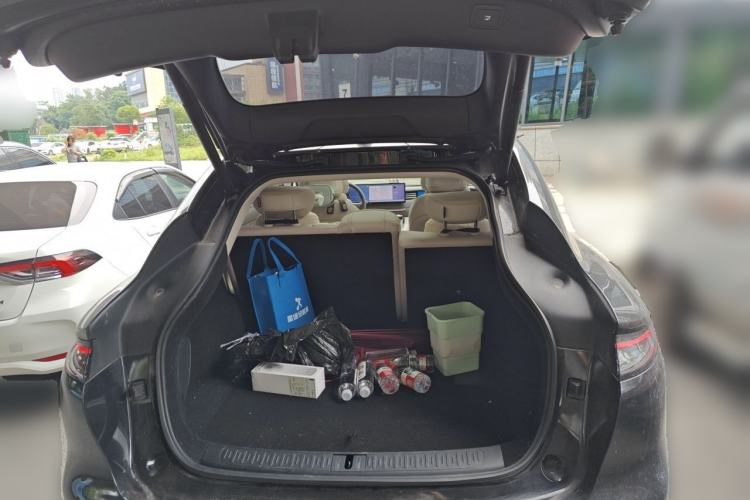 Used IM LS6 2026 Model Range-Extending 66 Max Trunk
