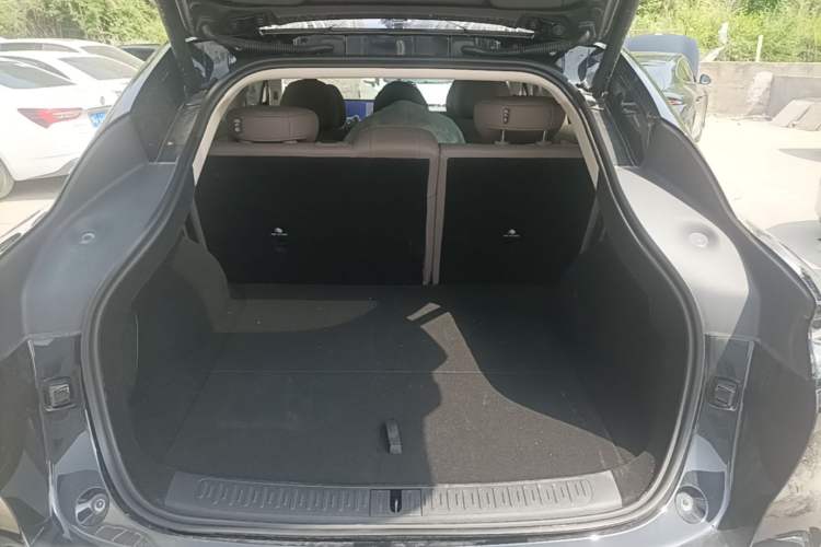 Used IM LS6 2026 Model Range-Extending 66 Max+ Trunk