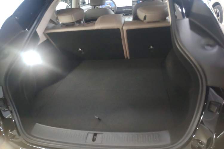 Used IM LS6 2026 Model Range-Extending 66 Max+ Trunk
