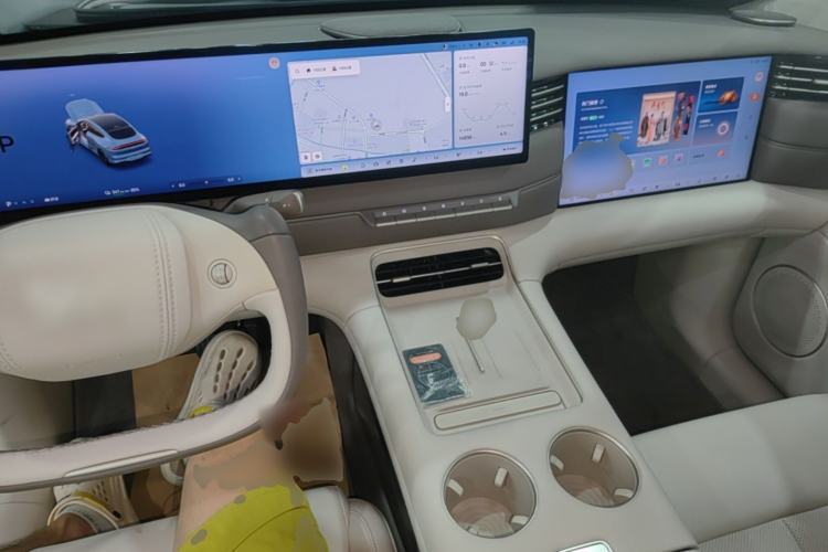 Used IM LS6 2026 Model Pure Electric Max Center Console
