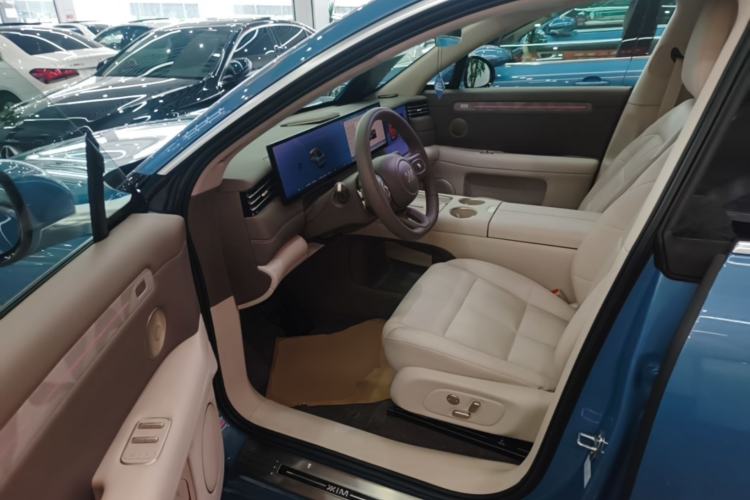 Used IM LS6 2026 Model Range-Extending 66 Max+ Driver Seat
