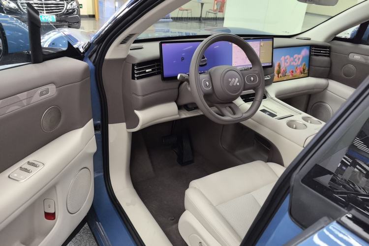 Used IM LS6 2026 Model Range-Extending 66 Max Driver Seat
