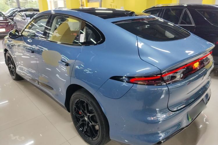 Used IM LS6 2026 Model Range-Extending 52 Max Exterior 2