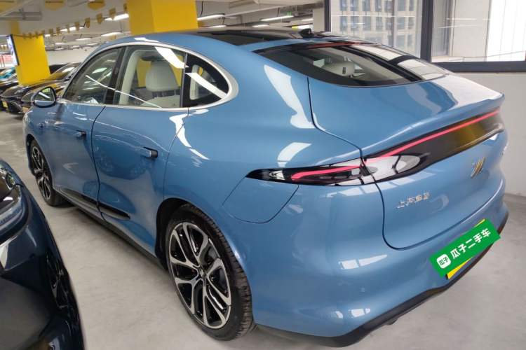 Used IM LS6 2026 Model Range-Extending 66 Max+ Exterior 2