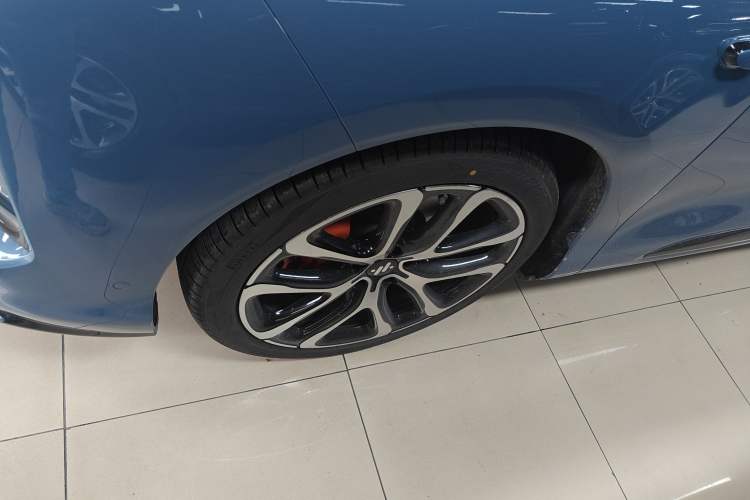 Used IM LS6 2026 Model Range-Extending 52 Max+ Exterior 7