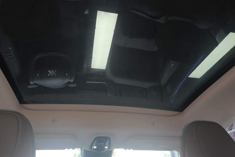 Used IM LS6 2026 Model Range-Extending 52 Max+ Headliner