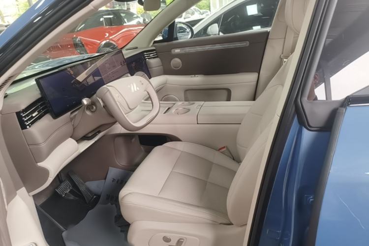 Used IM LS6 2026 Model Pure Electric Max Left Front Seat