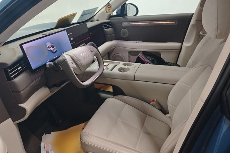 Used IM LS6 2026 Model Pure Electric Max Left Front Seat