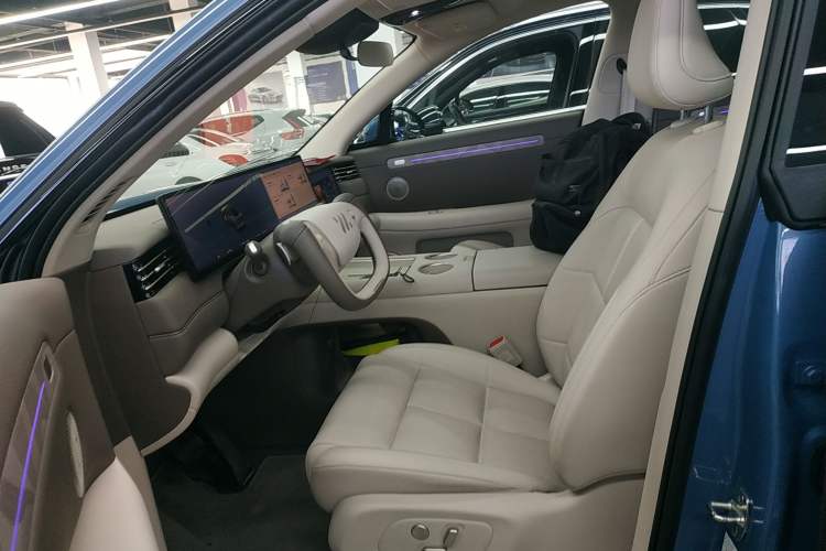 Used IM LS6 2026 Model Pure Electric Max Left Front Seat