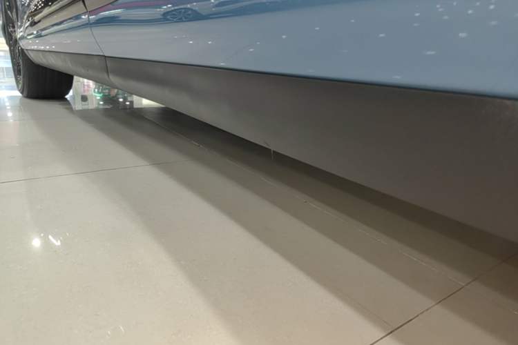 Used IM LS6 2026 Model Pure Electric Max Left Side Sill