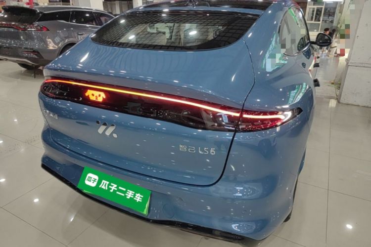 Used IM LS6 2026 Model Pure Electric Max Rear Right 45 Deg