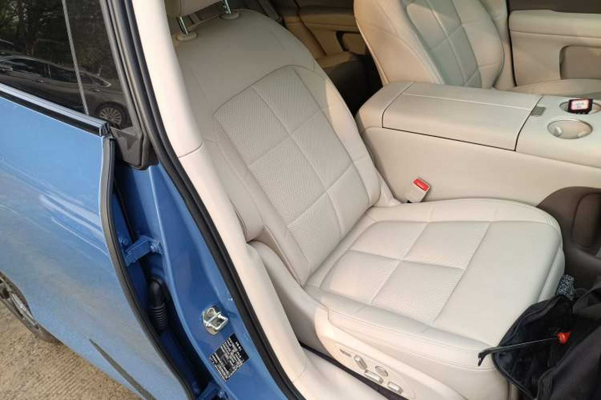 Used IM LS6 2026 Model Range-Extending 52 Max Right Front Seat