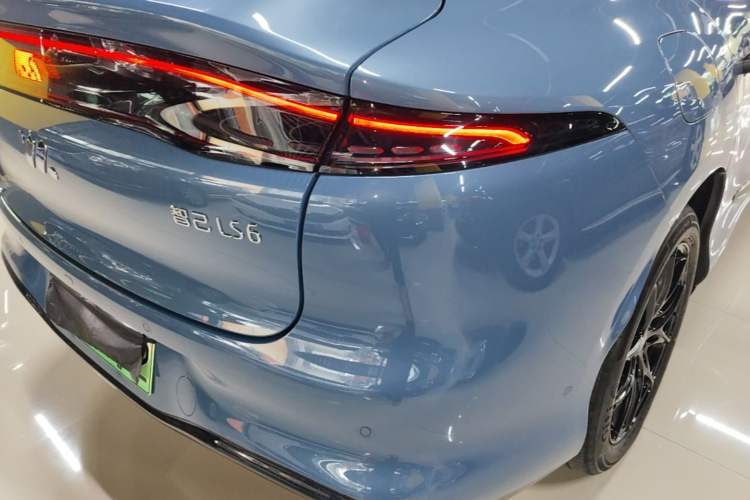 Used IM LS6 2026 Model Range-Extending 52 Max Right Rear Taillight