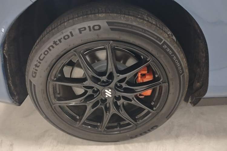 Used IM LS6 2026 Model Pure Electric Max Right Rear Wheel Hub