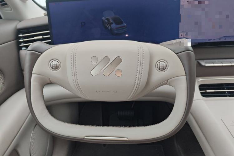 Used IM LS6 2026 Model Pure Electric Max Steering Wheel