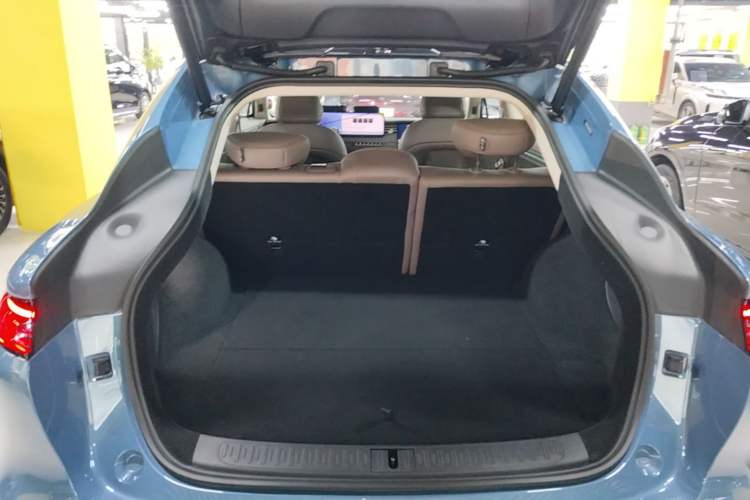 Used IM LS6 2026 Model Range-Extending 52 Max Trunk