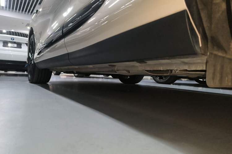 Used IM LS6 2026 Model Range-Extending 52 Max Left Side Sill