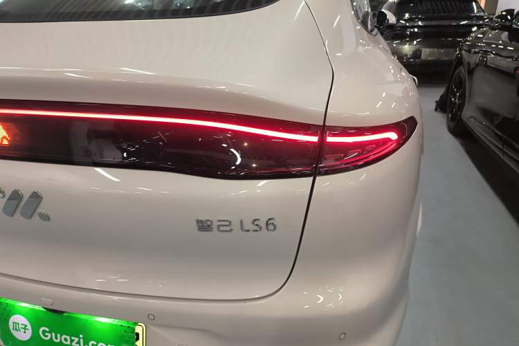 Used IM LS6 2026 Model Range-Extending 52 Max Right Rear Taillight