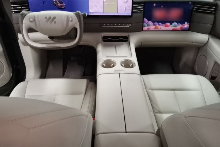 Used IM LS6 2026 Model Pure Electric Max Center Console