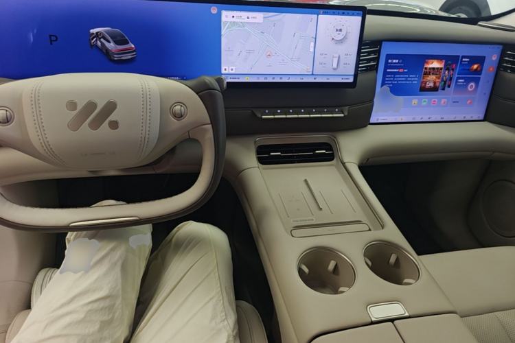 Used IM LS6 2026 Model Pure Electric Max Center Console