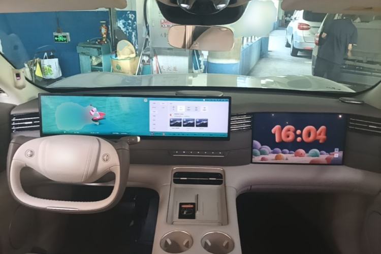 Used IM LS6 2026 Model Pure Electric Max Center Console