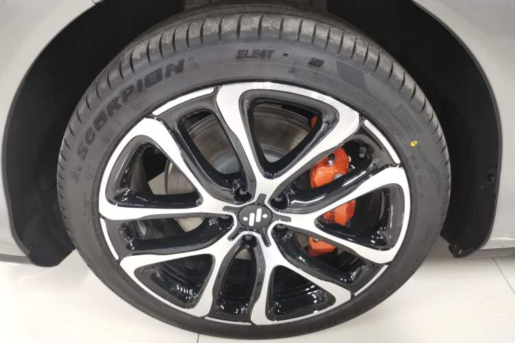 Used IM LS6 2026 Model Pure Electric Max Exterior 2