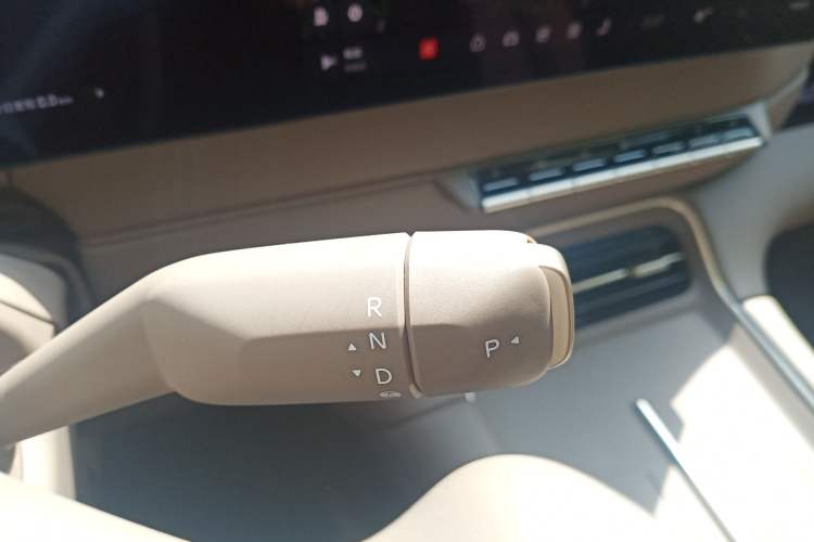Used IM LS6 2026 Model Range-Extending 52 Max+ Gear Lever