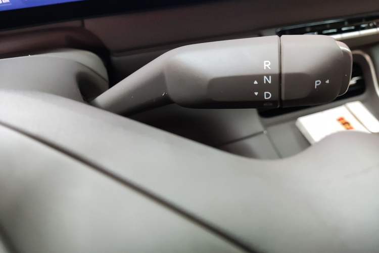 Used IM LS6 2026 Model Range-Extending 66 Max Gear Lever