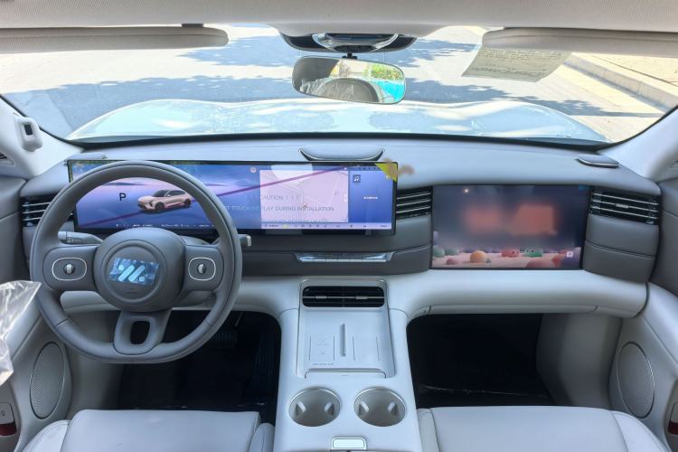 Used IM LS6 2026 Model Range-Extending 66 Max Interior 1