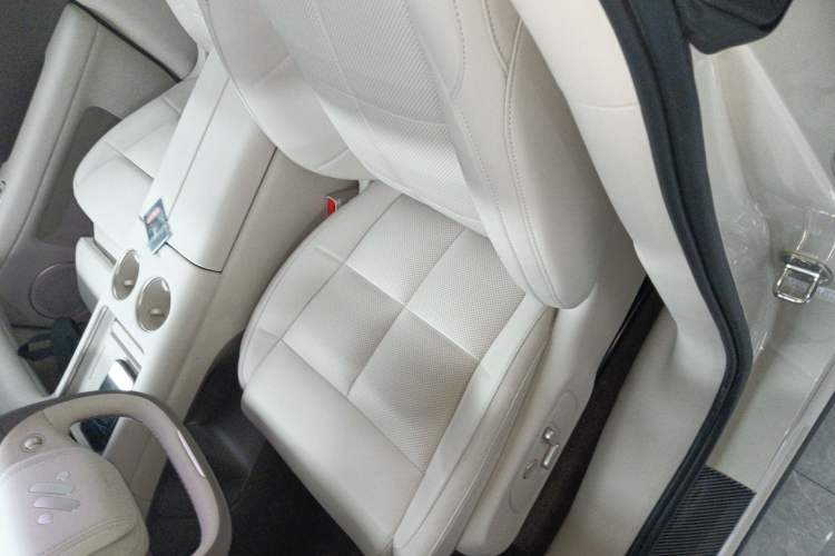 Used IM LS6 2026 Model Range-Extending 52 Max Left Front Seat