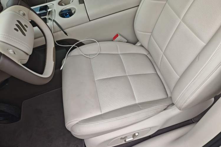 Used IM LS6 2026 Model Pure Electric Max Left Front Seat
