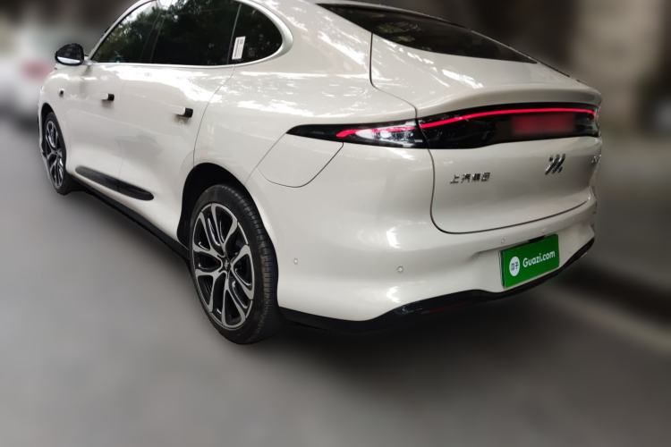 Used IM LS6 2026 Model Range-Extending 66 Max Rear Left 45 Deg