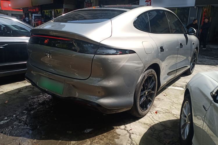 Used IM LS6 2026 Model Range-Extending 52 Max+ Rear Right 45 Deg
