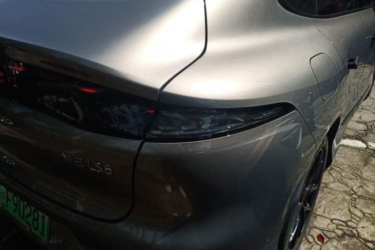 Used IM LS6 2026 Model Range-Extending 52 Max+ Right Rear Taillight